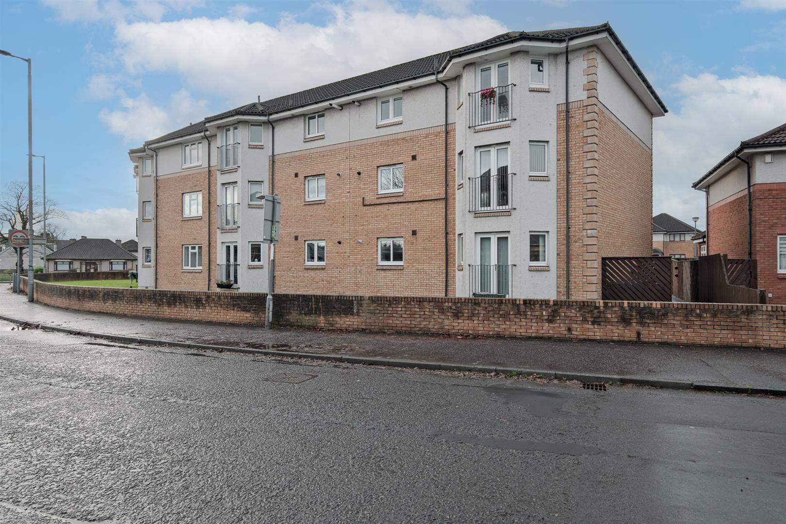 Devine Court, Wishaw